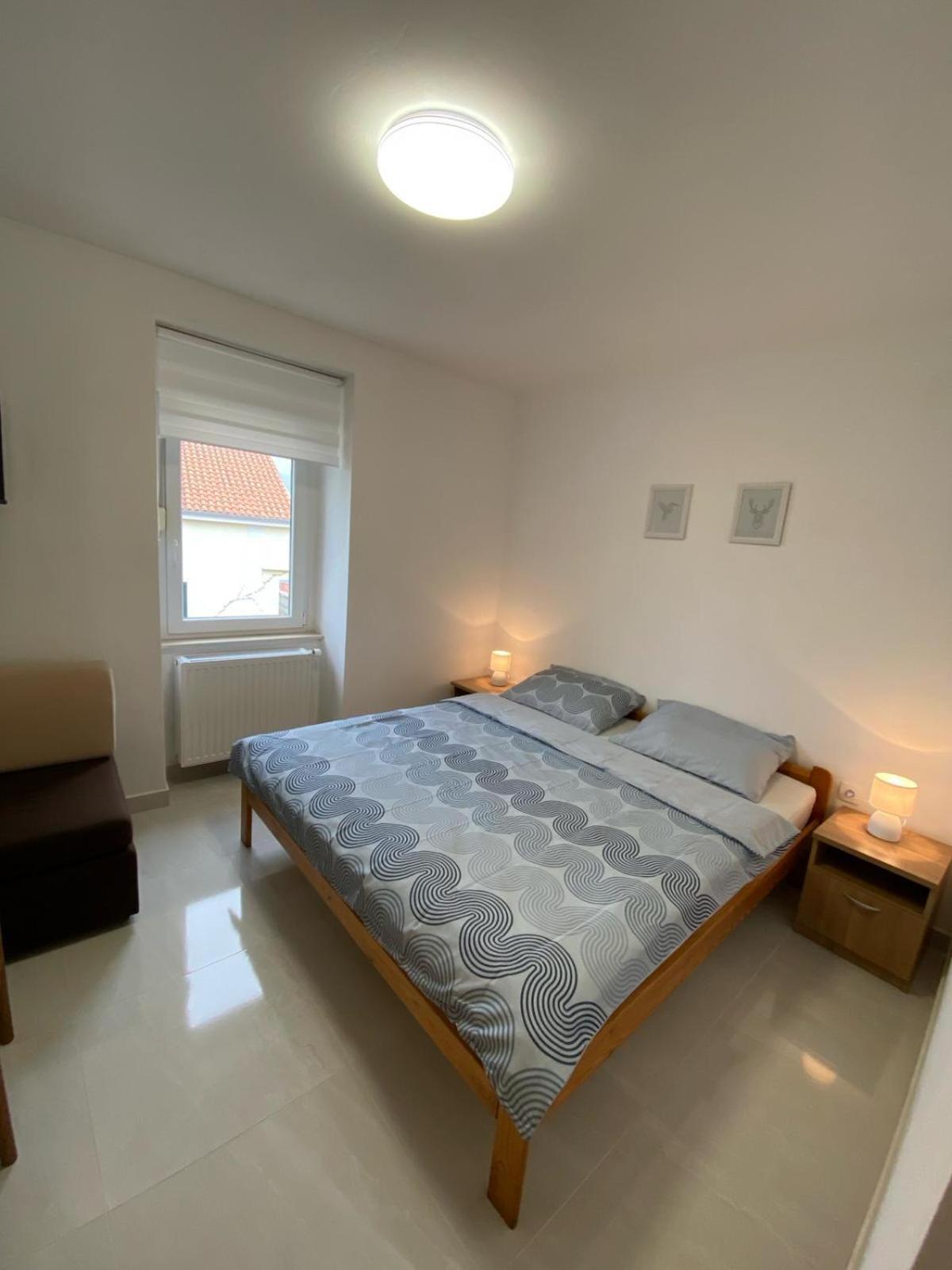 Apartmani Radosav Šilo Esterno foto
